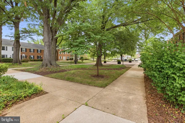 $310,000 | 8 Georgetown Court, Unit 18, Annapolis, MD 21403