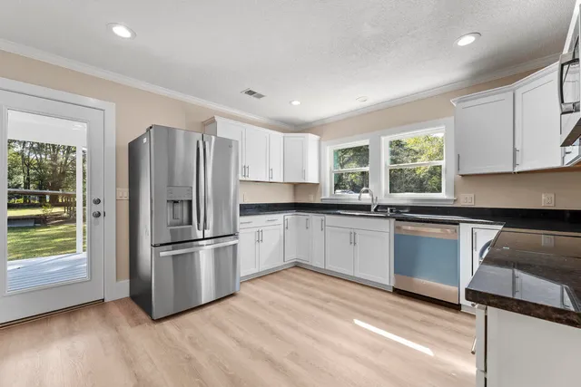 $425,000 | 136 West Street, Moncks Corner, SC 29461