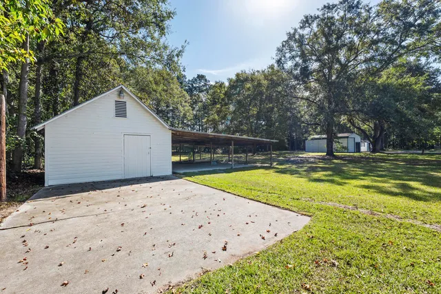 $425,000 | 136 West Street, Moncks Corner, SC 29461