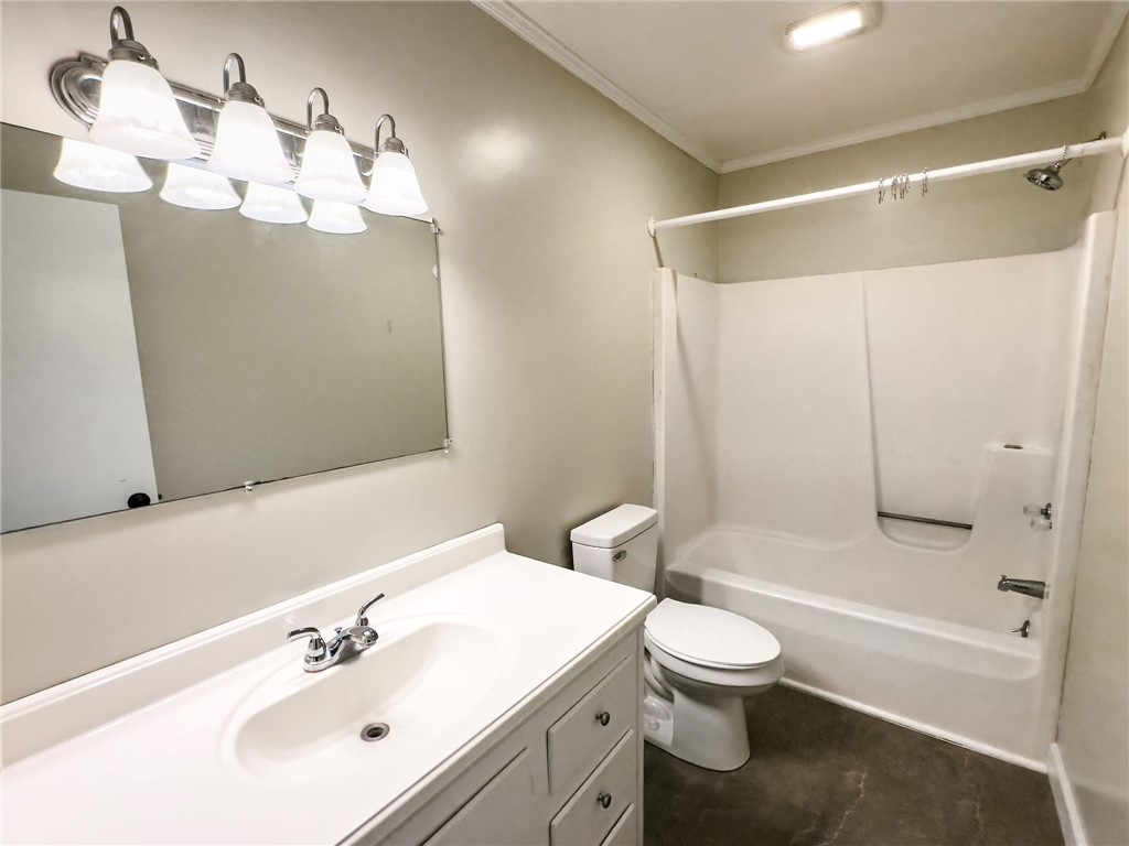 701 West Rustic Street Robinson, IL 62454 - Photo 26 of 36