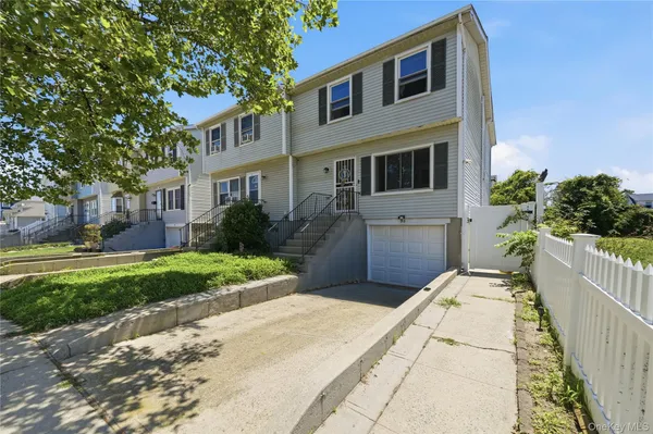 $659,999 | 50 East Pine Street, Long Beach, NY 11561