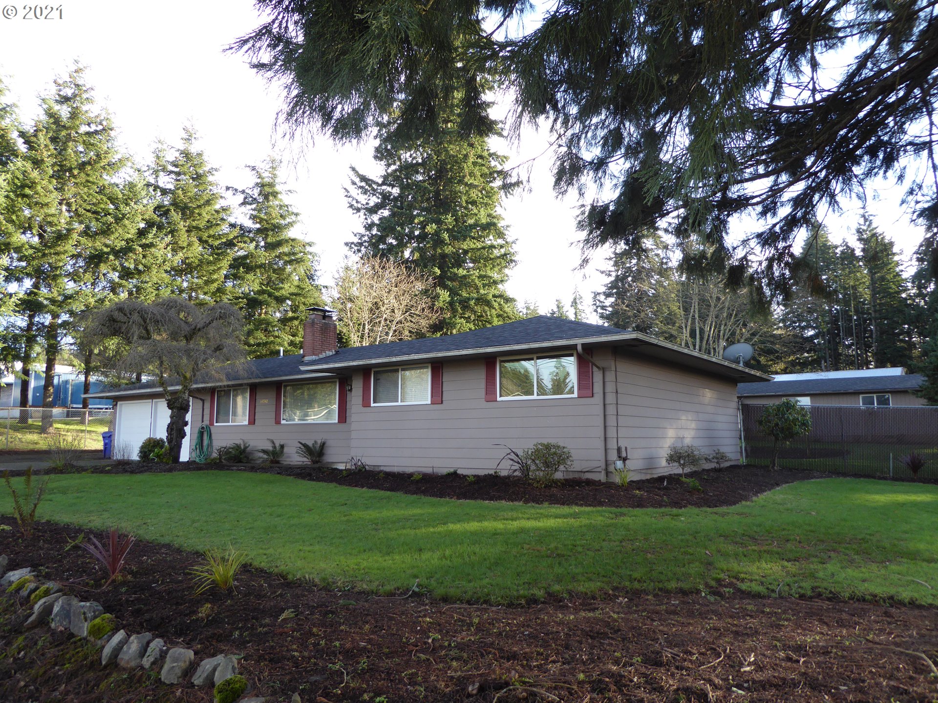 14740 South Henrici Road Oregon City, OR 97045 - Photo 1 of 11 Gallery Image 1
