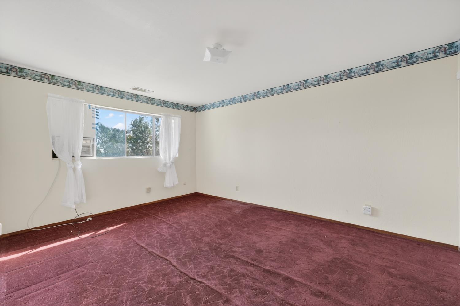 3940 Pineoakyo Court Rescue, CA 95672 - Photo 21 of 44