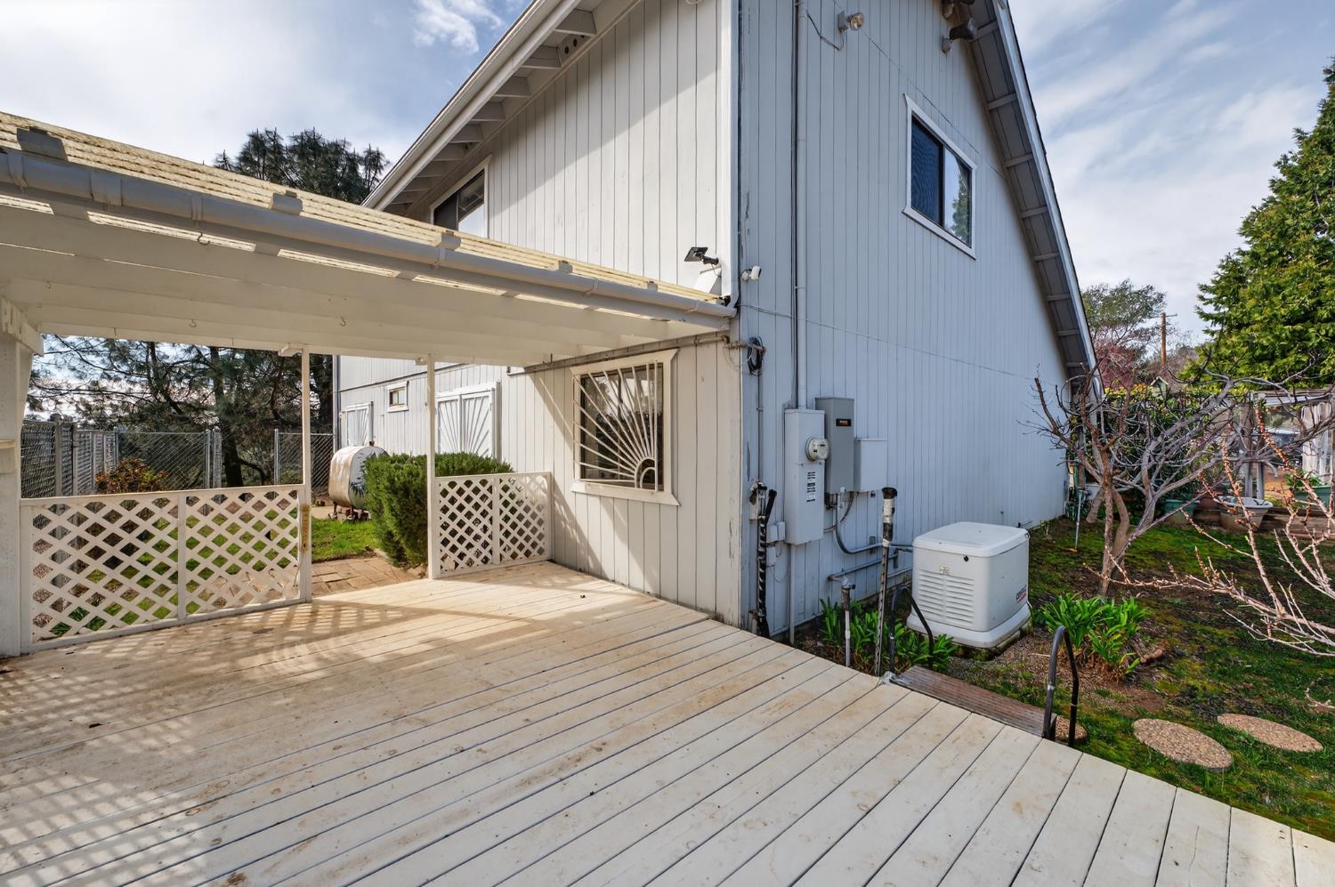 3940 Pineoakyo Court Rescue, CA 95672 - Photo 28 of 44