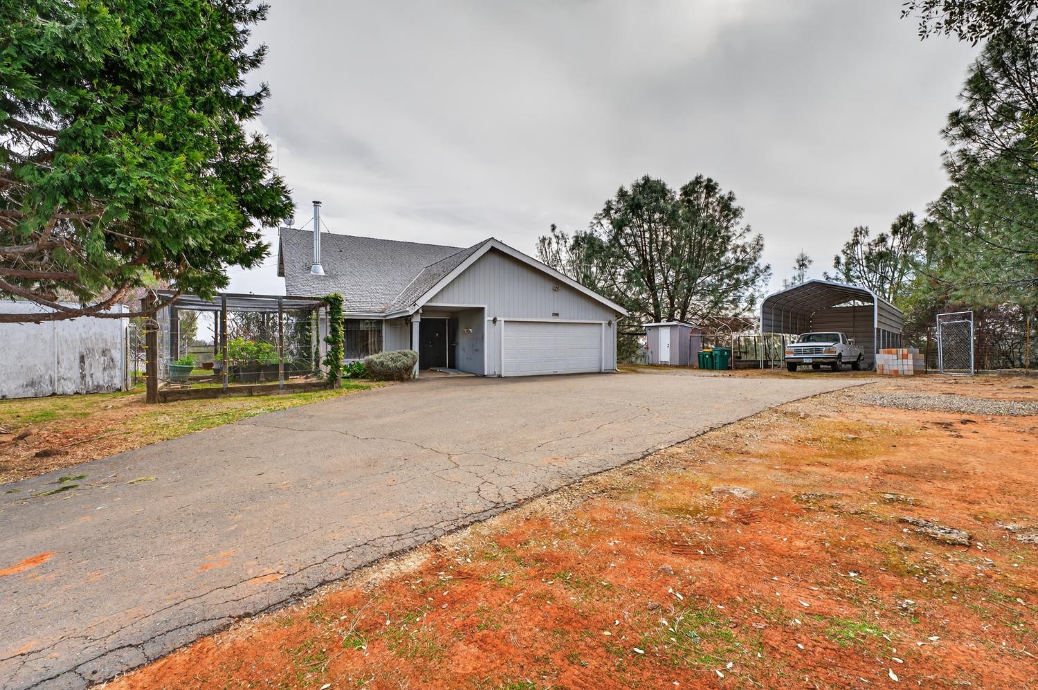 3940 Pineoakyo Court Rescue, CA 95672 - Photo 3 of 44