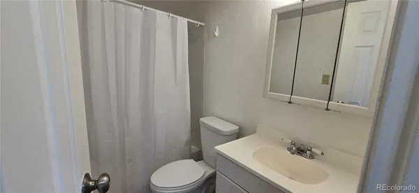 $1,395 | 10211 Ura Lane, Unit 1301, Thornton, CO 80260