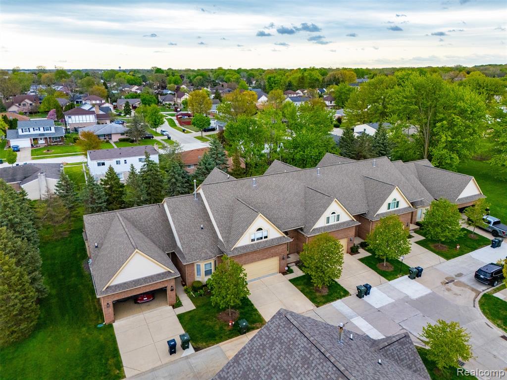 4212 April Lane Sterling Heights, MI 48310 - Photo 51 of 61