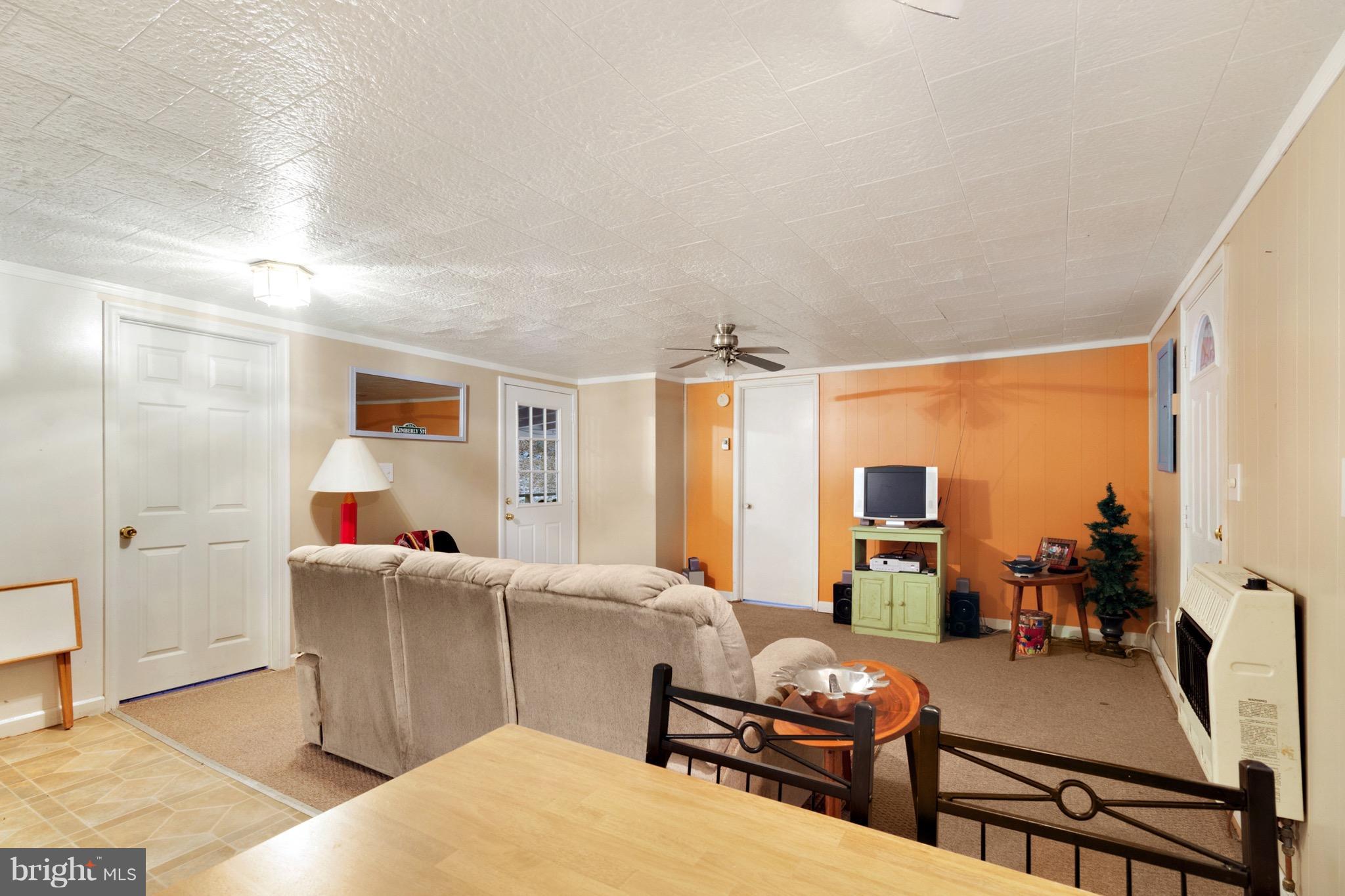 399 Risk Road Mount Jackson, VA 22842 - Photo 6 of 13 Interior (General)