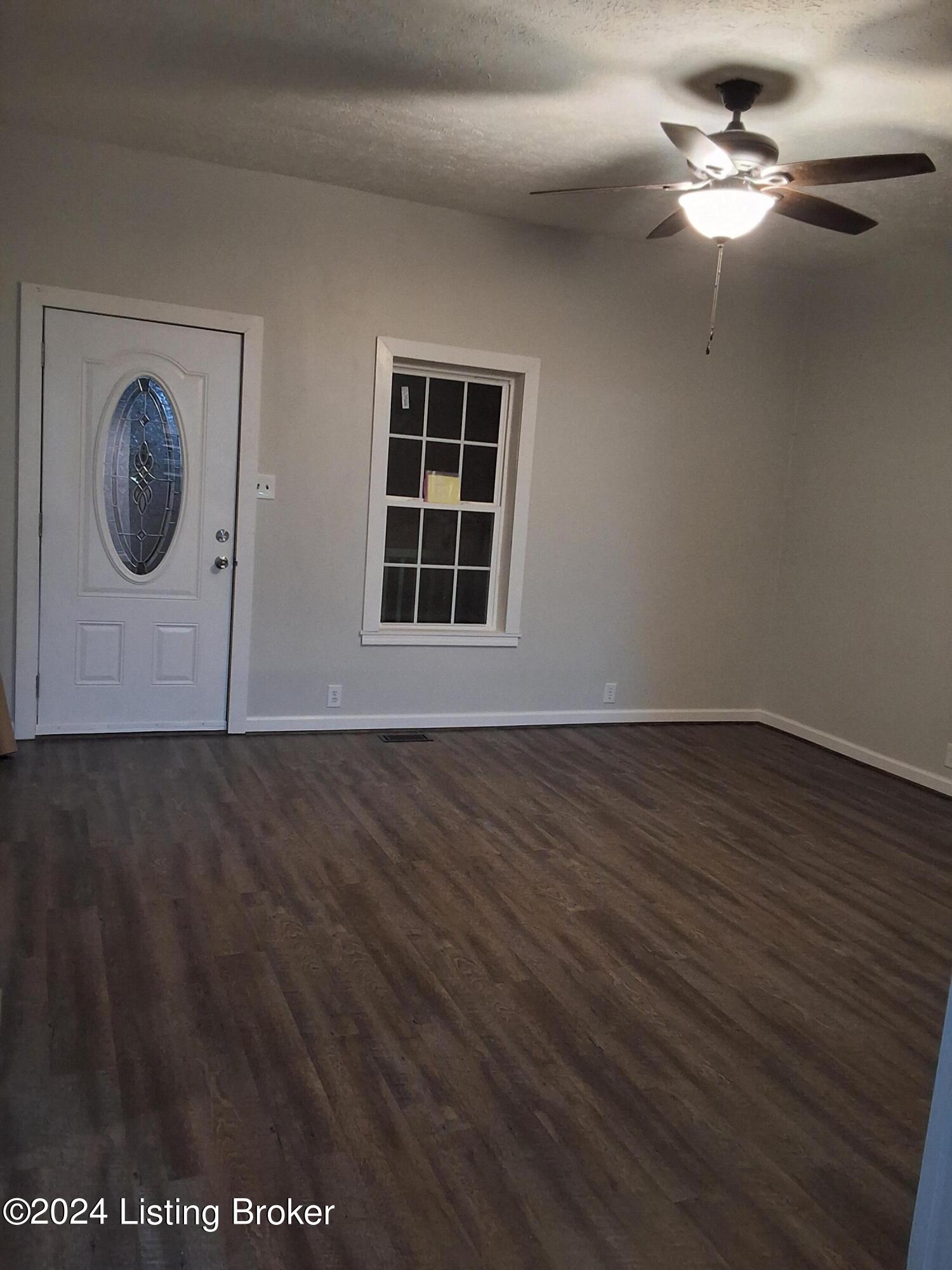 5805 Smithfield Road Smithfield, KY 40068 - Photo 2 of 15 1000000057