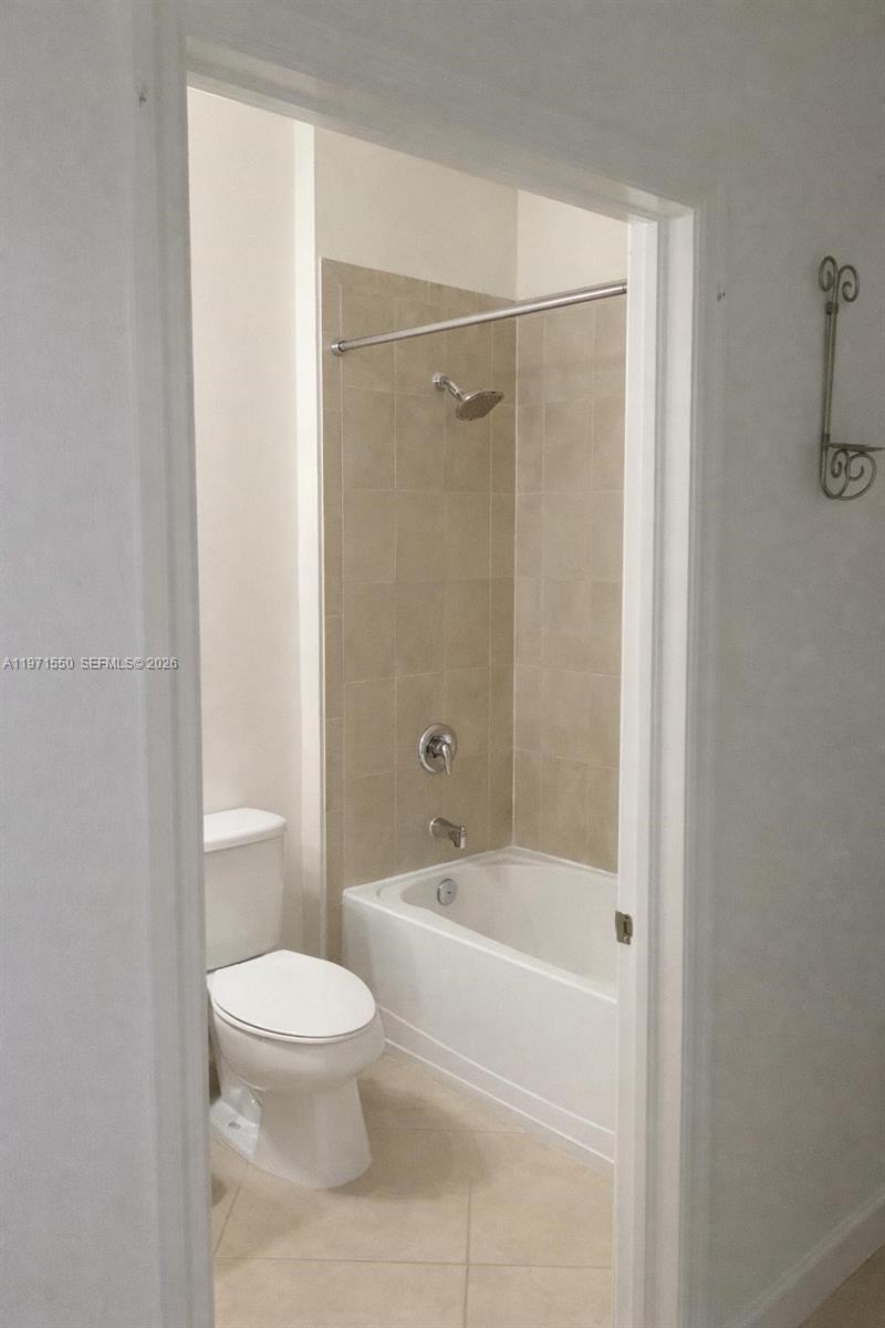 24042 Southwest 114th Place Homestead, FL 33032 - Photo 21 of 29