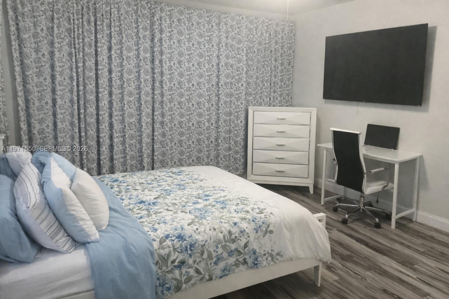 24042 Southwest 114th Place Homestead, FL 33032 - Photo 5 of 29