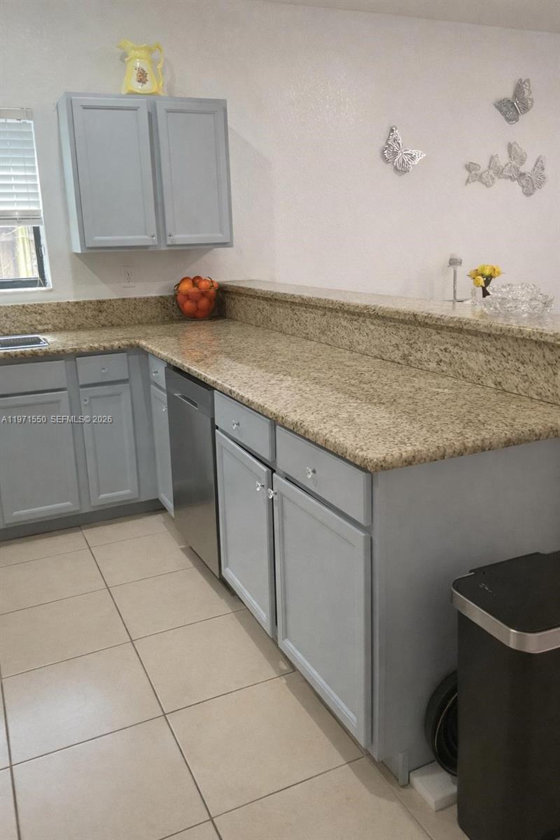 24042 Southwest 114th Place Homestead, FL 33032 - Photo 8 of 29