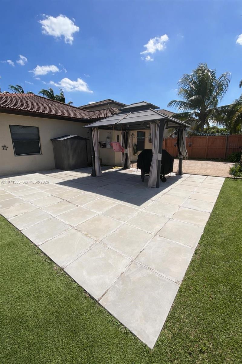 24042 Southwest 114th Place Homestead, FL 33032 - Photo 10 of 29