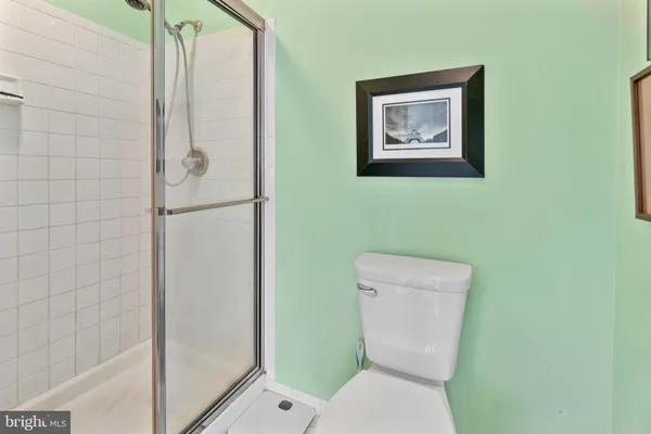 $1,025,000 | 22109 Creekview Drive, Gaithersburg, MD 20882