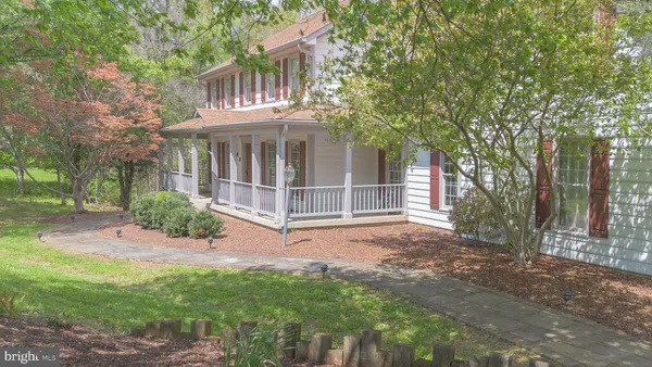 $1,025,000 | 22109 Creekview Drive, Gaithersburg, MD 20882