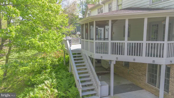 $1,025,000 | 22109 Creekview Drive, Gaithersburg, MD 20882