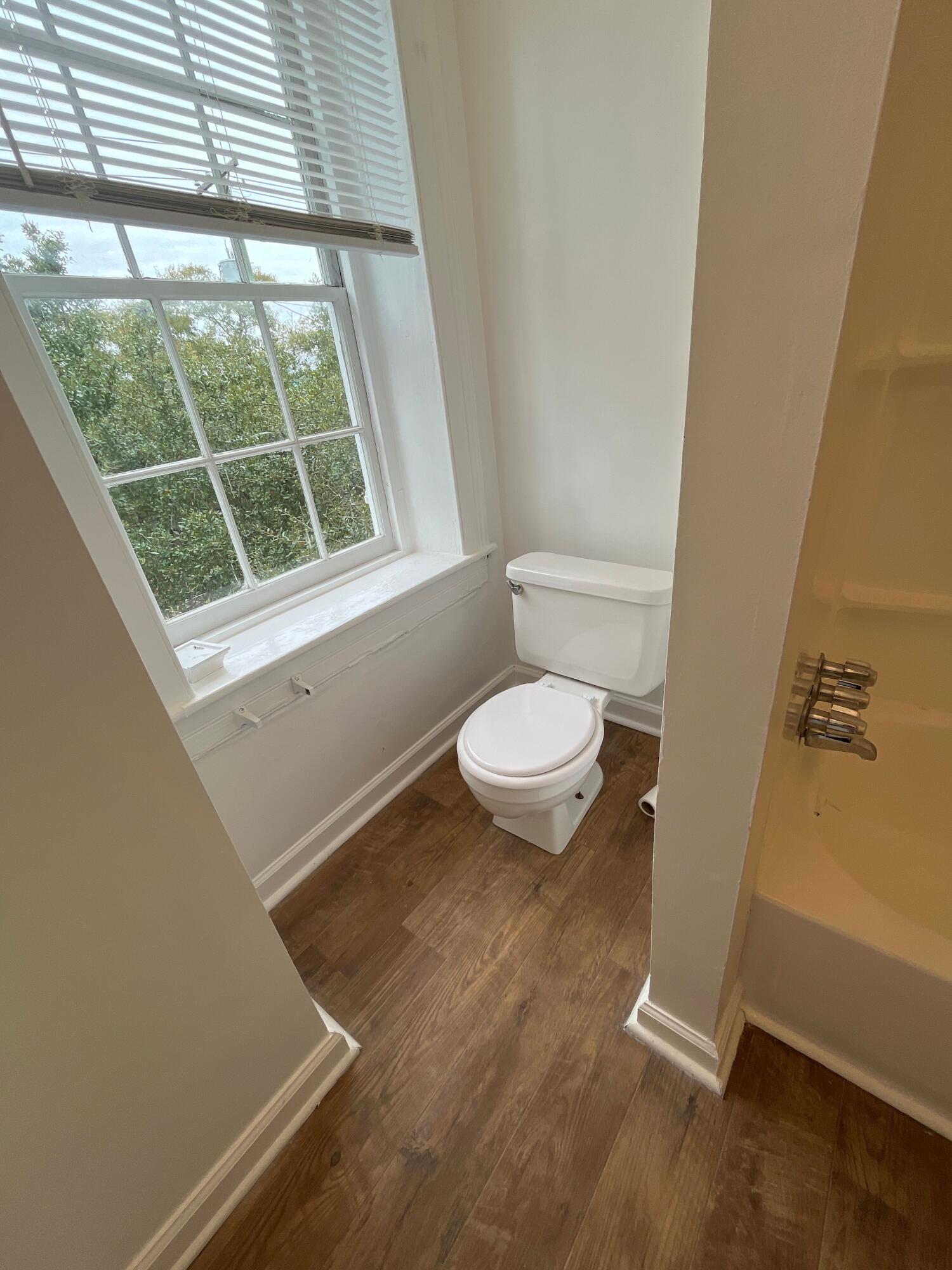 126 Alexander Street, Unit E Charleston, SC 29403 - Photo 16 of 18 original (20)