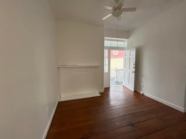 $2,200 | 126 Alexander Street, Unit E, Charleston, SC 29403