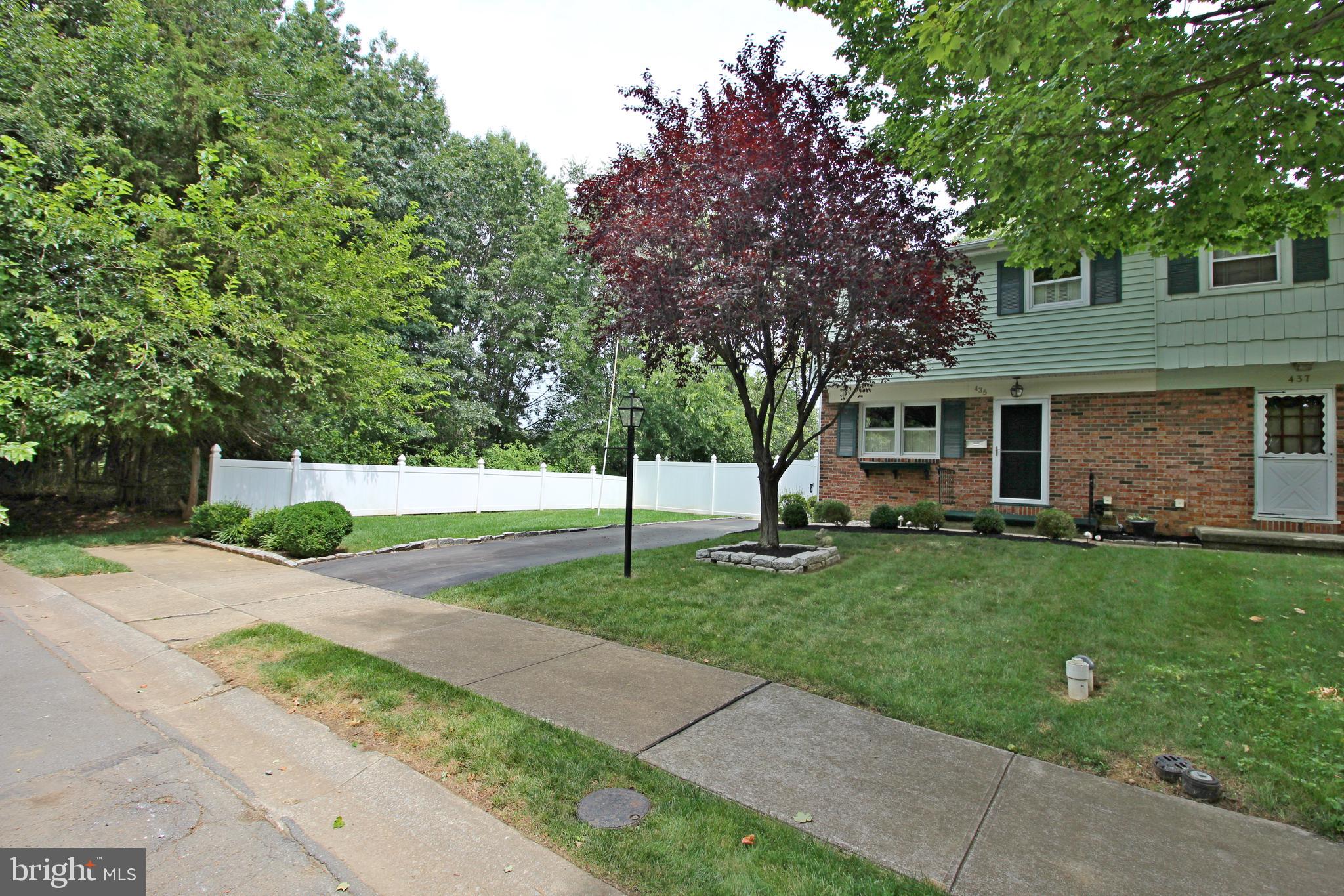 435 Fort Ross Avenue Lititz, PA 17543 - Photo 1 of 27 Gallery Image 1