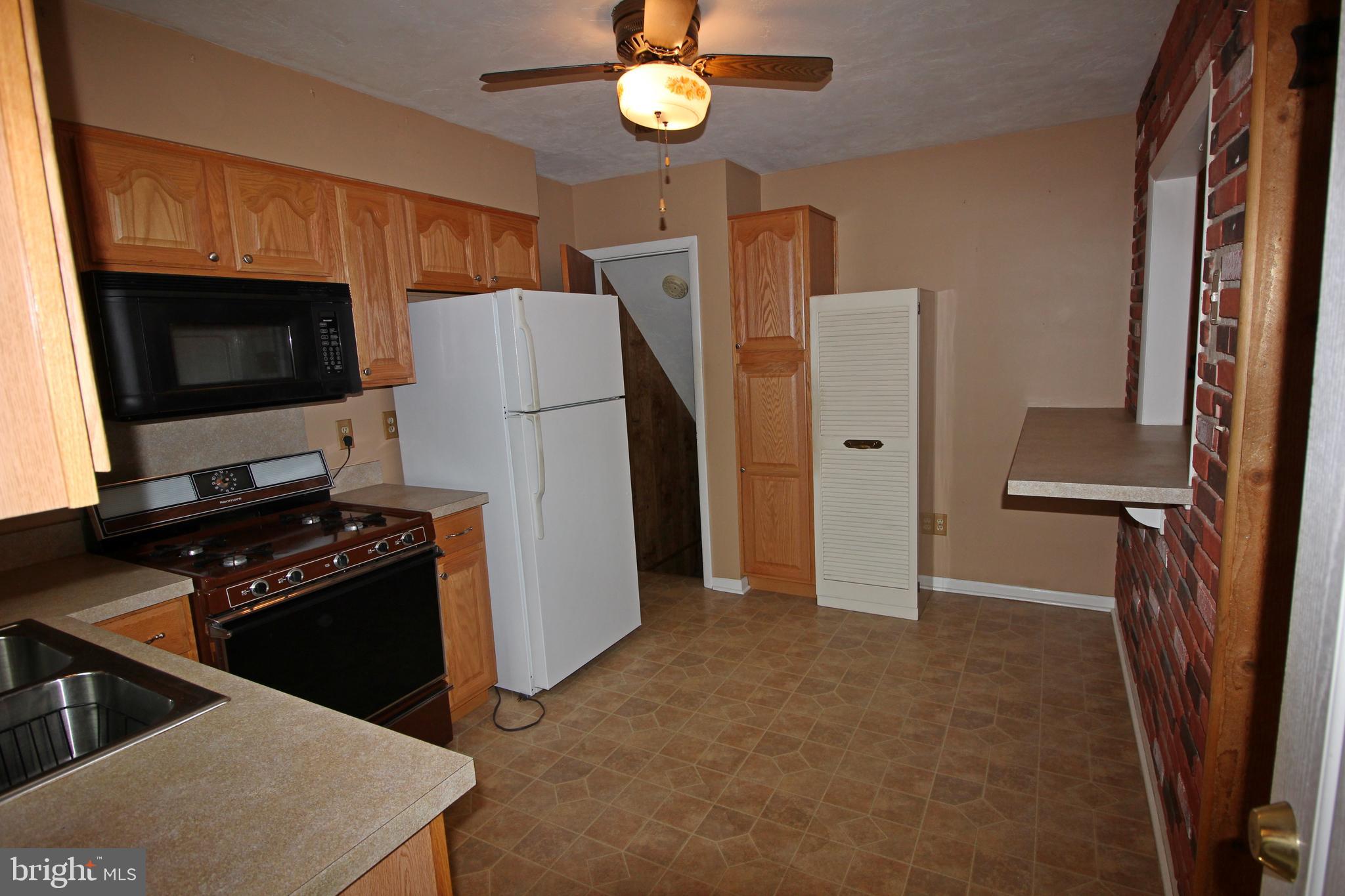 435 Fort Ross Avenue Lititz, PA 17543 - Photo 11 of 27 Gallery Image 11