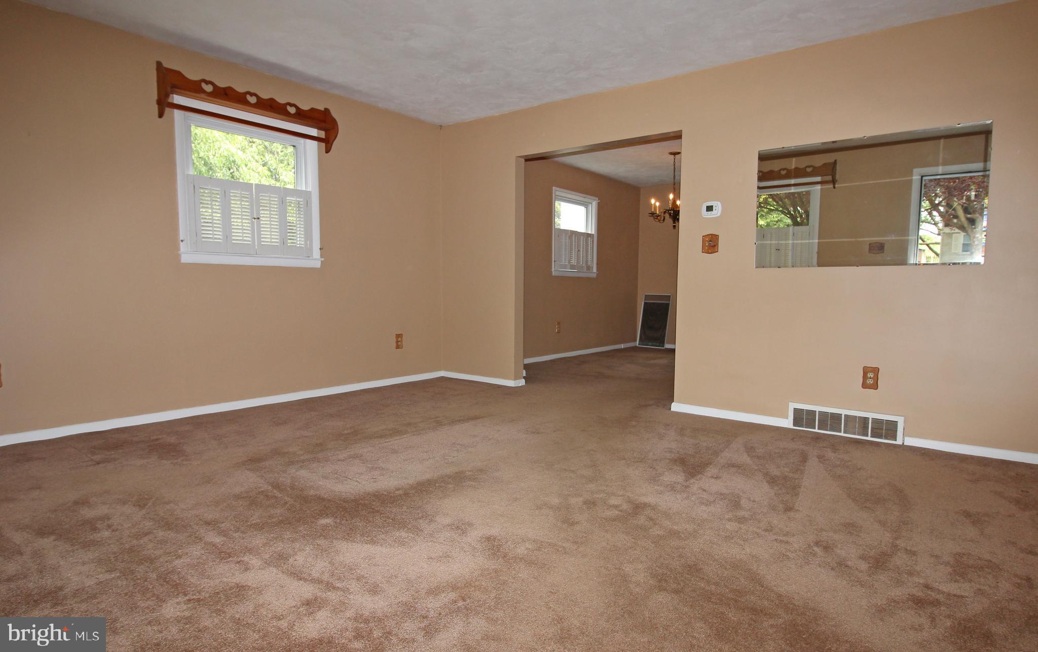 435 Fort Ross Avenue Lititz, PA 17543 - Photo 4 of 27 Gallery Image 4
