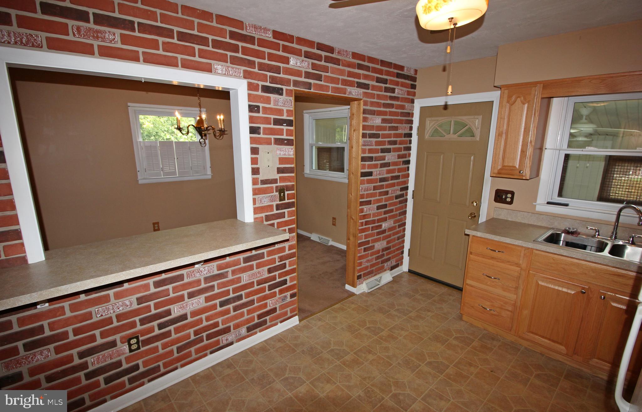 435 Fort Ross Avenue Lititz, PA 17543 - Photo 10 of 27 Gallery Image 10
