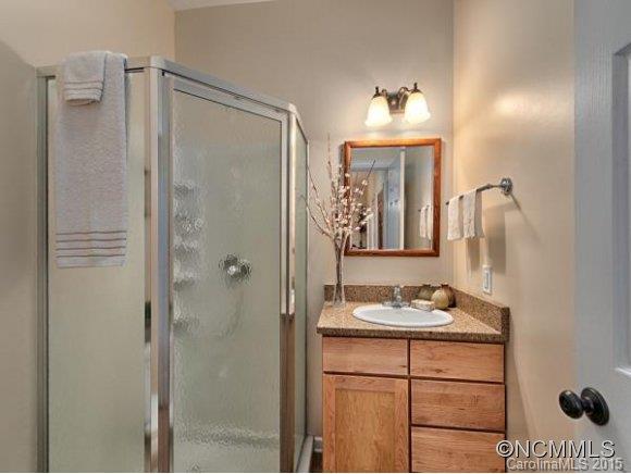 41 Hope Road Weaverville, NC 28787 - Photo 10 of 24 Gallery Image 10