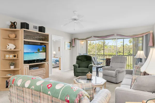 $289,000 | 1001 Eastham Way, Unit C201, Naples, FL 34104