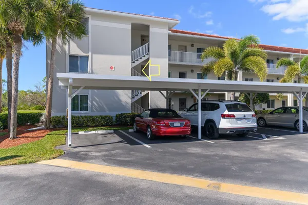 $289,000 | 1001 Eastham Way, Unit C201, Naples, FL 34104