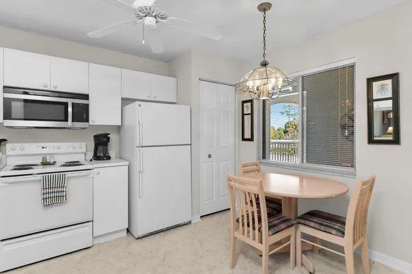 $289,000 | 1001 Eastham Way, Unit C201, Naples, FL 34104