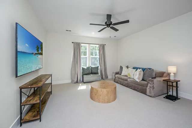 $995,000 | 873 Grannys Lane, Awendaw, SC 29429