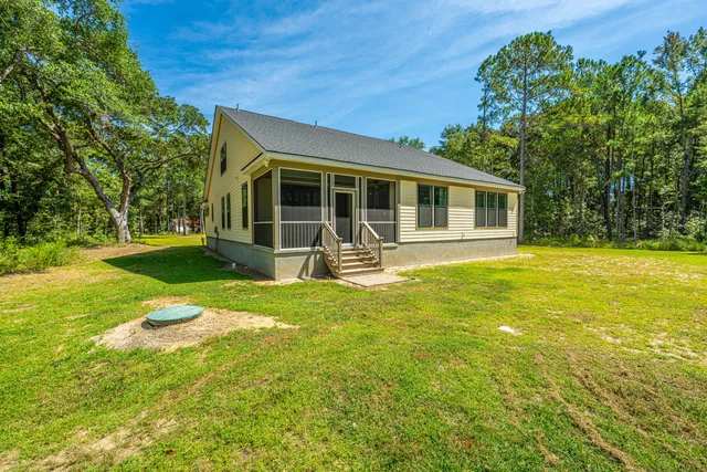 $995,000 | 873 Grannys Lane, Awendaw, SC 29429