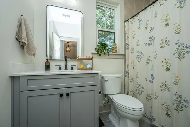 $995,000 | 873 Grannys Lane, Awendaw, SC 29429