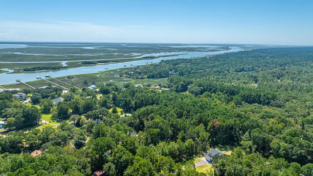 $995,000 | 873 Grannys Lane, Awendaw, SC 29429