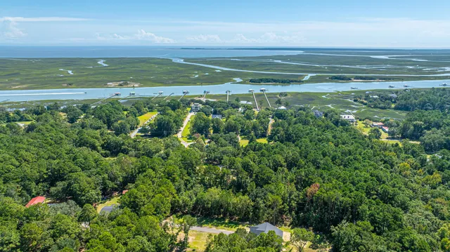 $995,000 | 873 Grannys Lane, Awendaw, SC 29429