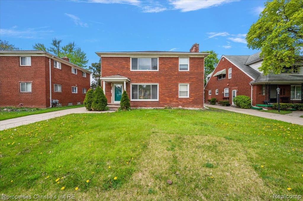 2180 Vernier Road Grosse Pointe, MI 48236 - Photo 1 of 24