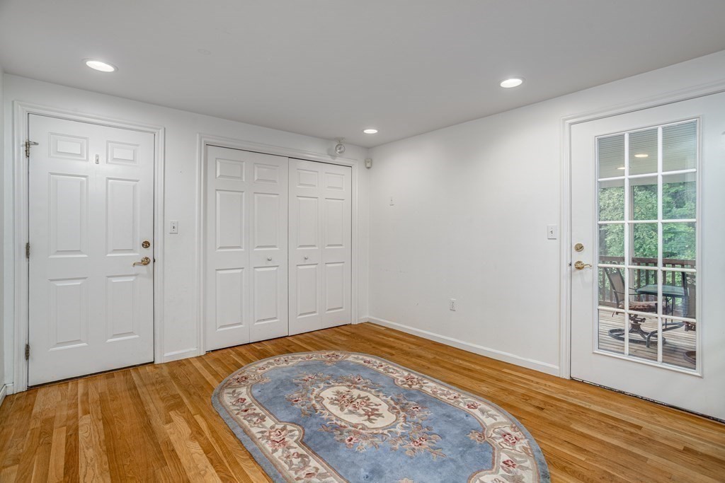 5 Castlegate Way, Unit 5 Nashua, NH 03063 - Photo 17 of 31