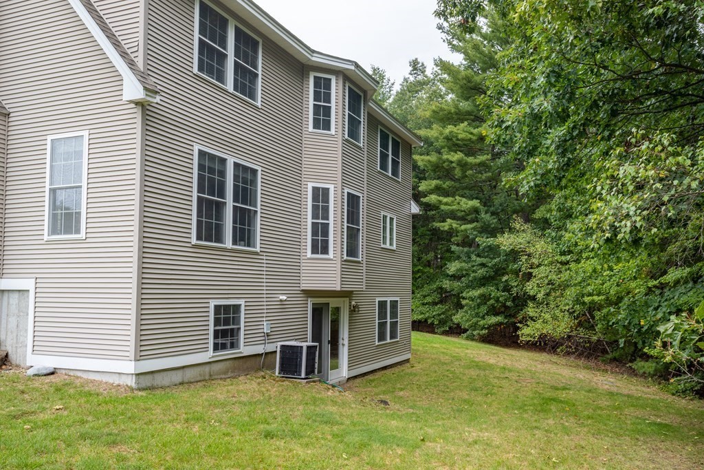 5 Castlegate Way, Unit 5 Nashua, NH 03063 - Photo 26 of 31