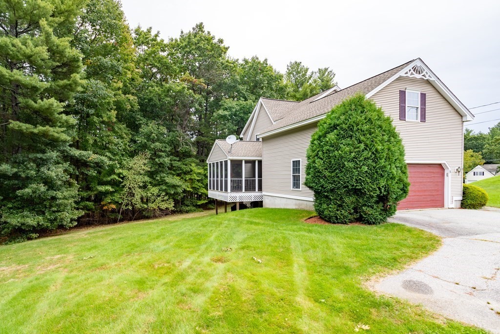 5 Castlegate Way, Unit 5 Nashua, NH 03063 - Photo 29 of 31