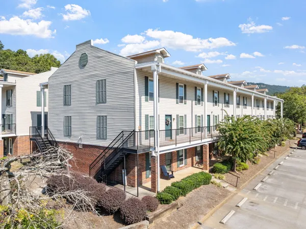$1,100 | 900 Mountain Creek Road, Unit C39, Chattanooga, TN 37405