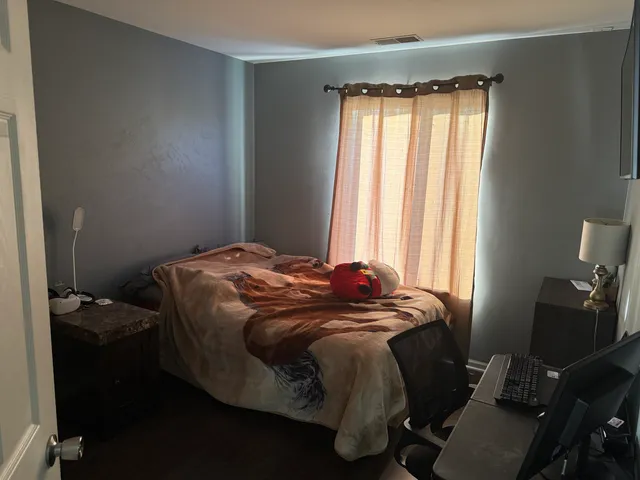 $2,950 | 470 Susan Street, Romeoville, IL 60446