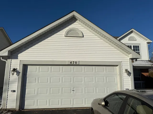 $2,950 | 470 Susan Street, Romeoville, IL 60446
