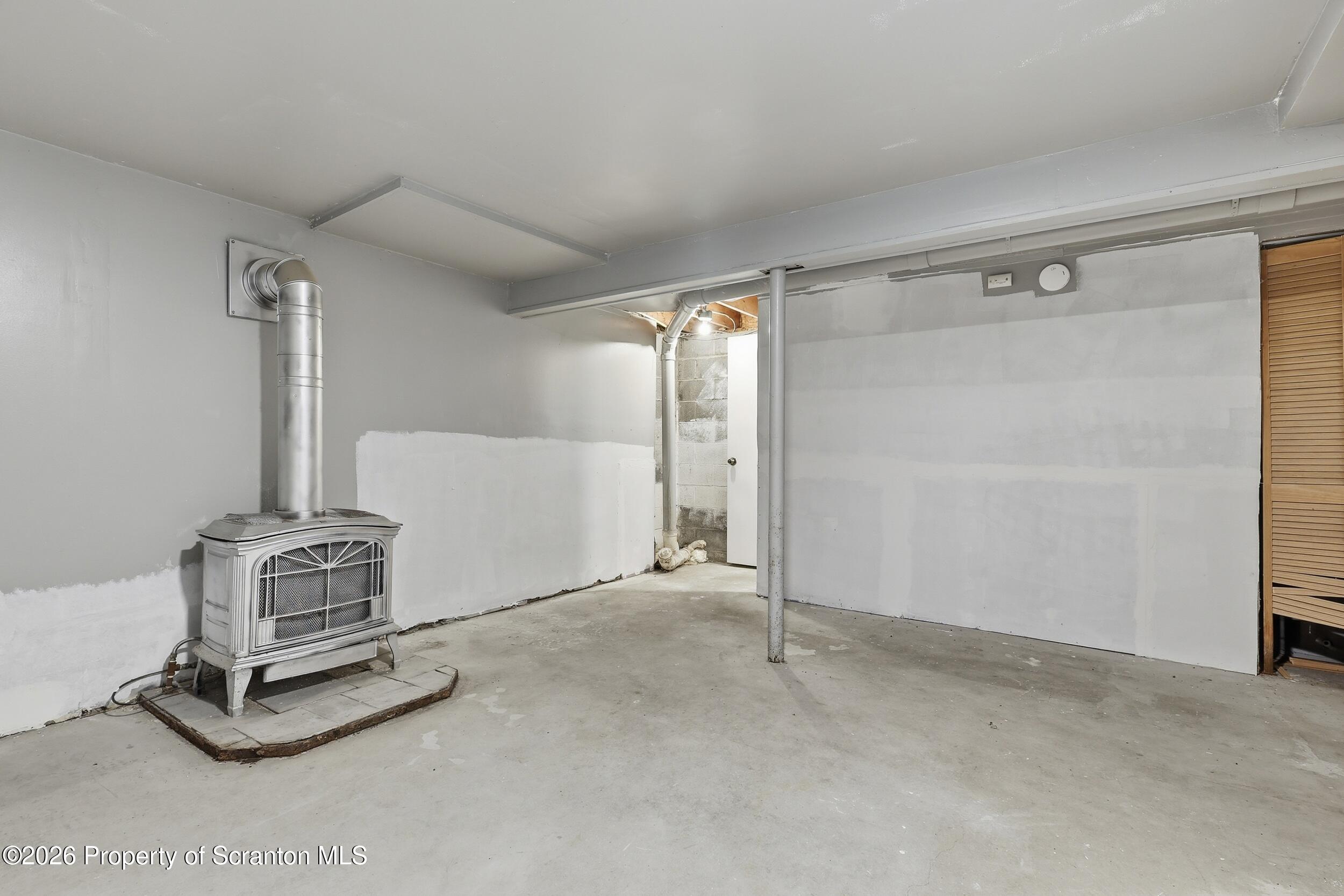 1379 Winding Way Tobyhanna, PA 18466 - Photo 31 of 51