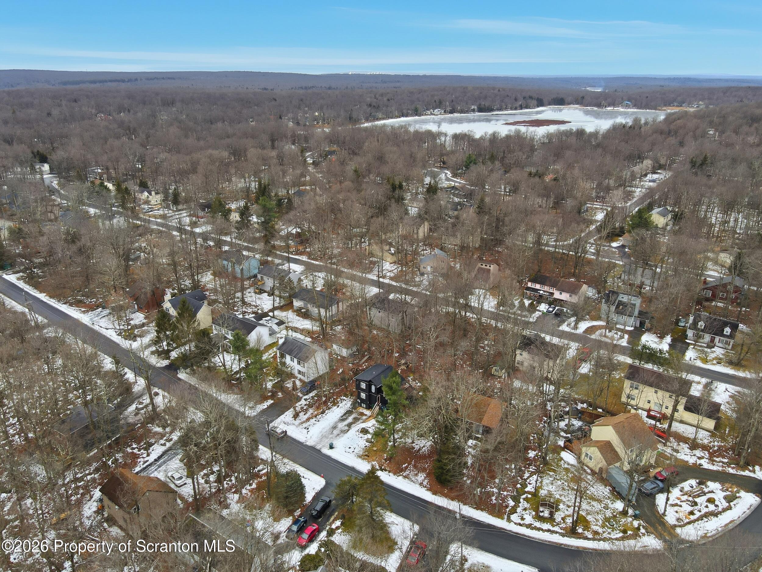 1379 Winding Way Tobyhanna, PA 18466 - Photo 44 of 51 a view of city and green space