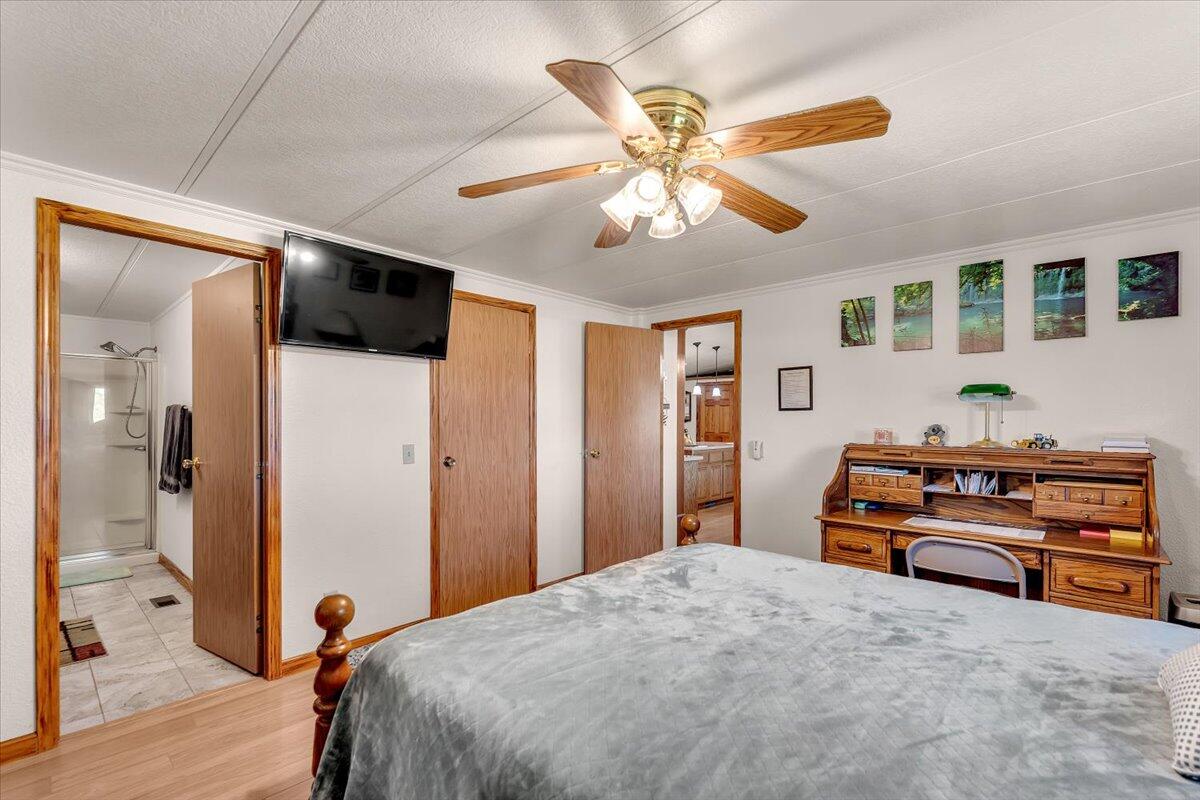 3307 Tarmac Road Redding, CA 96003 - Photo 19 of 76 Master