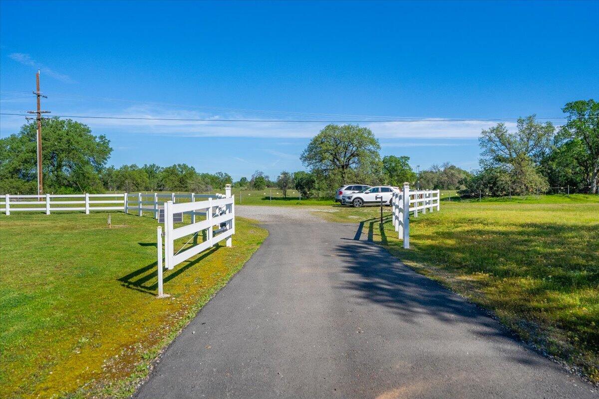 3307 Tarmac Road Redding, CA 96003 - Photo 2 of 76 Gated Entry