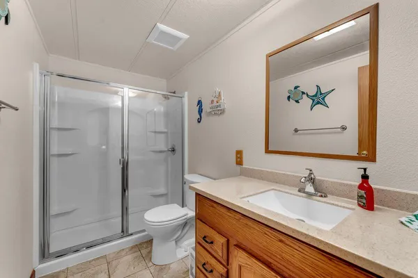 $698,000 | 3307 Tarmac Road, Redding, CA 96003