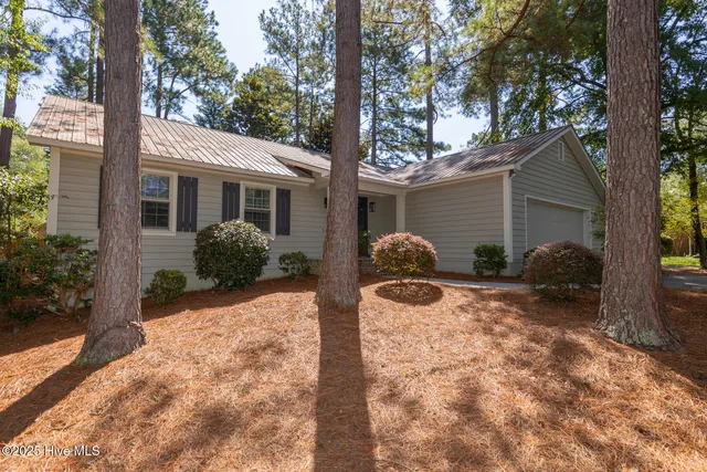 $390,000 | 100 St Andrews Drive, Pinehurst, NC 28374