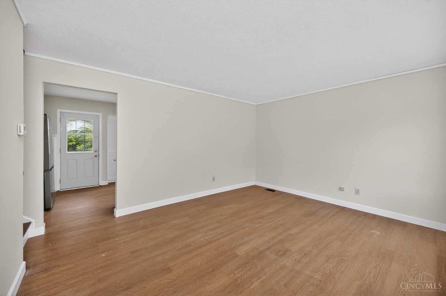 11424 Riga Court Forest Park, OH 45240 - Photo 5 of 49