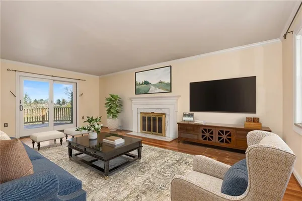 $449,000 | 1152 Pinewood Drive, Pittsburgh, PA 15243